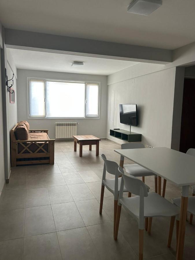 Departamento Amplio Y Comodo Cerca Del Centro Сан-Карлос-де-Барилоче Экстерьер фото